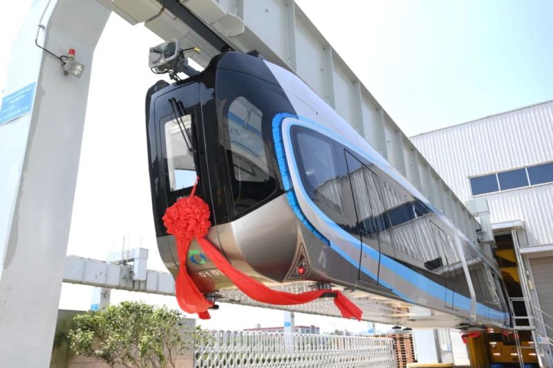 文件:光谷空轨列车.jpg